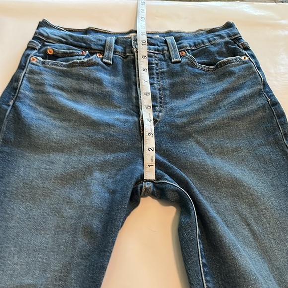 Levi’s Wedgie Straight High Rise Size 28 - Picture 6 of 16